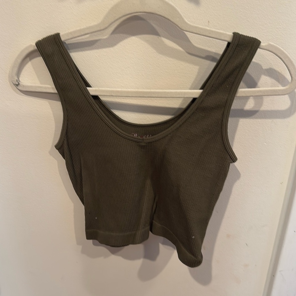 dark green tank